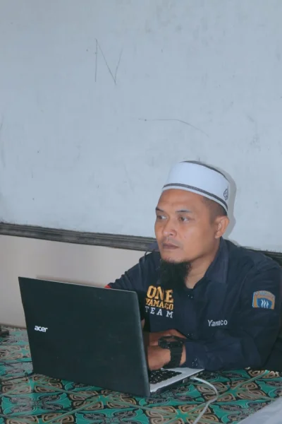 Foto Mas Karebet, A.Md.,Kom.